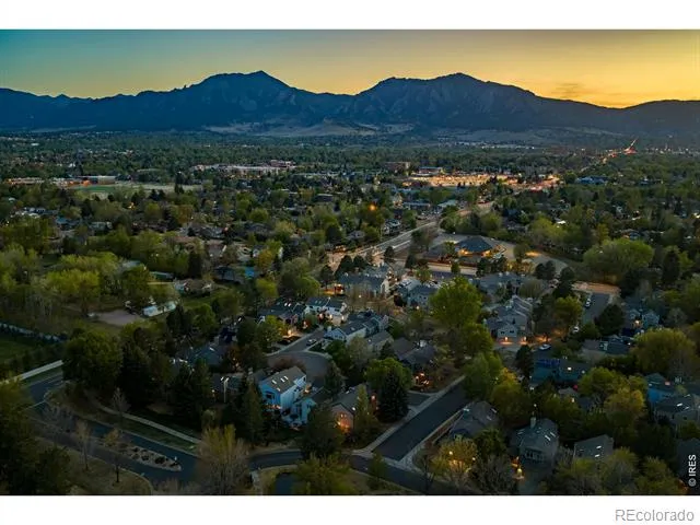 5592 Stonewall Place Boulder, CO 80303