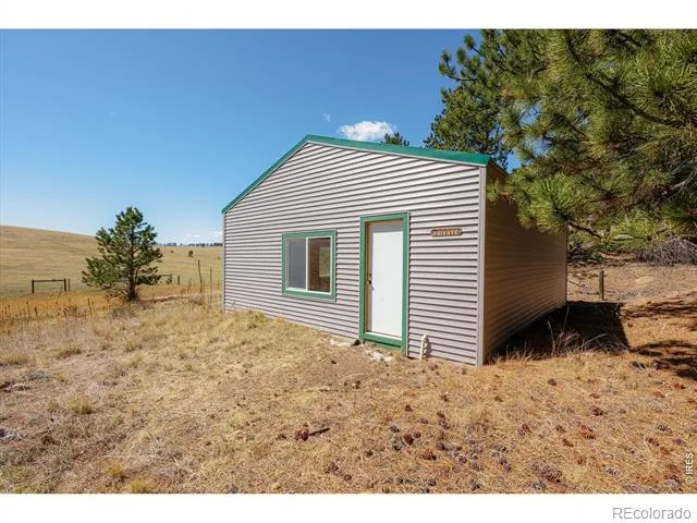 255 Elk Park Road Livermore, CO 80536