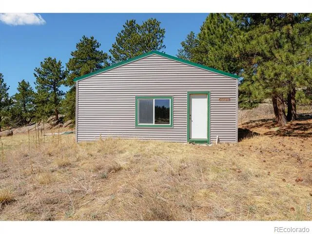255 Elk Park Road Livermore, CO 80536