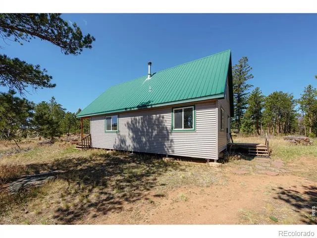 255 Elk Park Road Livermore, CO 80536