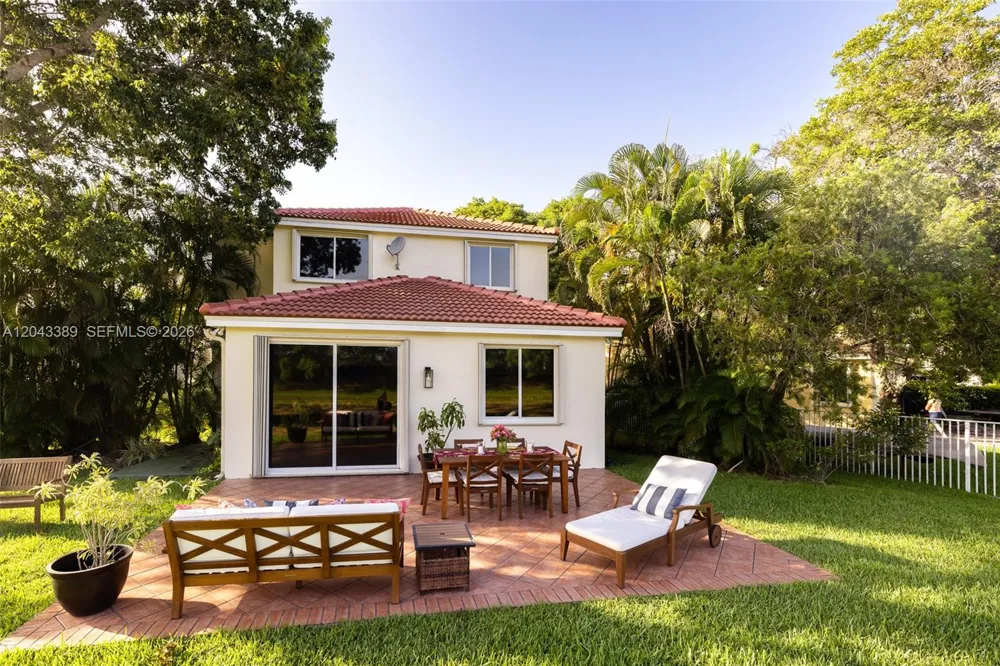 4275 Ironwood Ct Weston, FL 33331