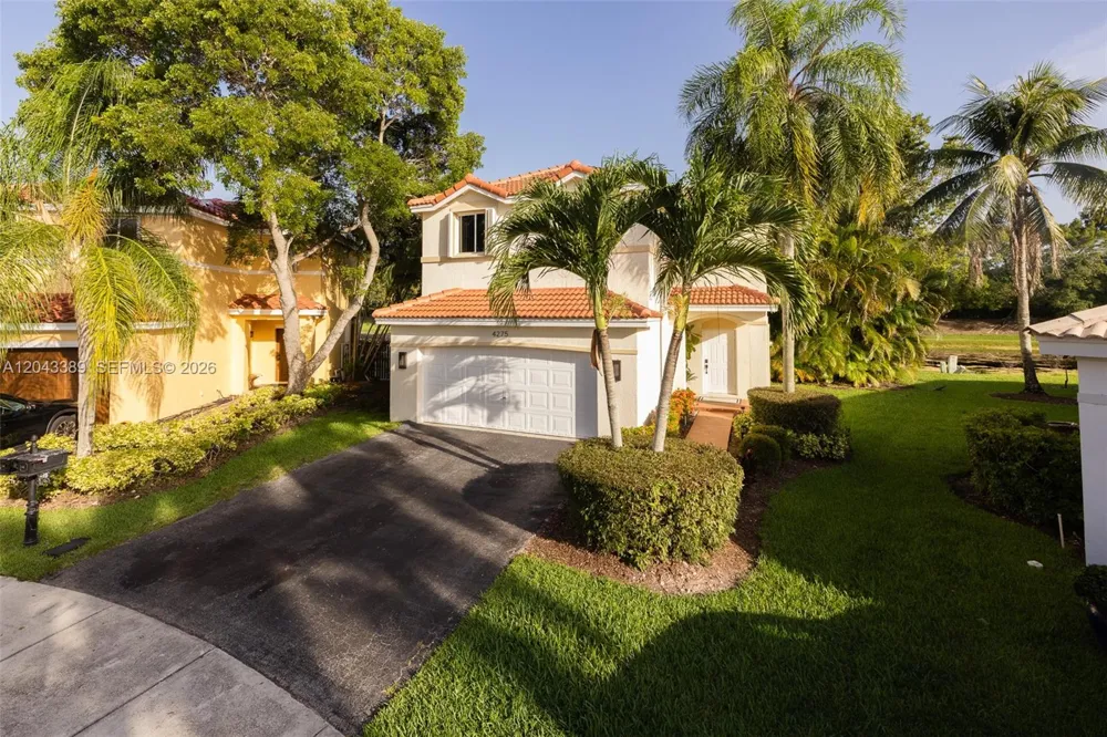 4275 Ironwood Ct Weston, FL 33331