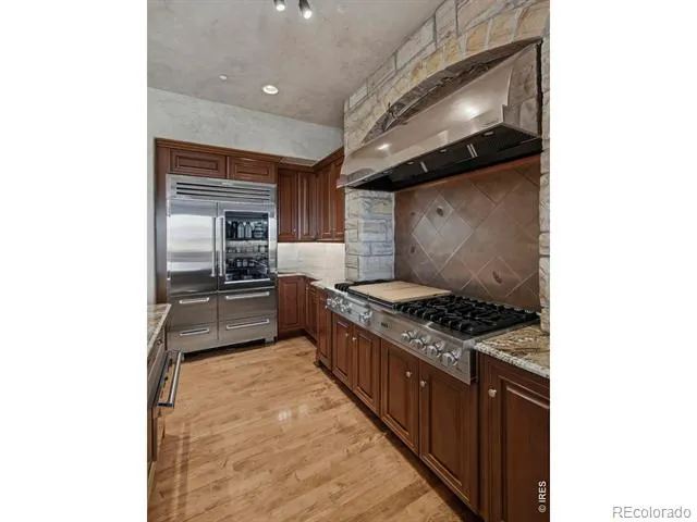 6303 Snowberry Lane Niwot, CO 80503