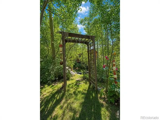 2508 Riverside Drive Lyons, CO 80540