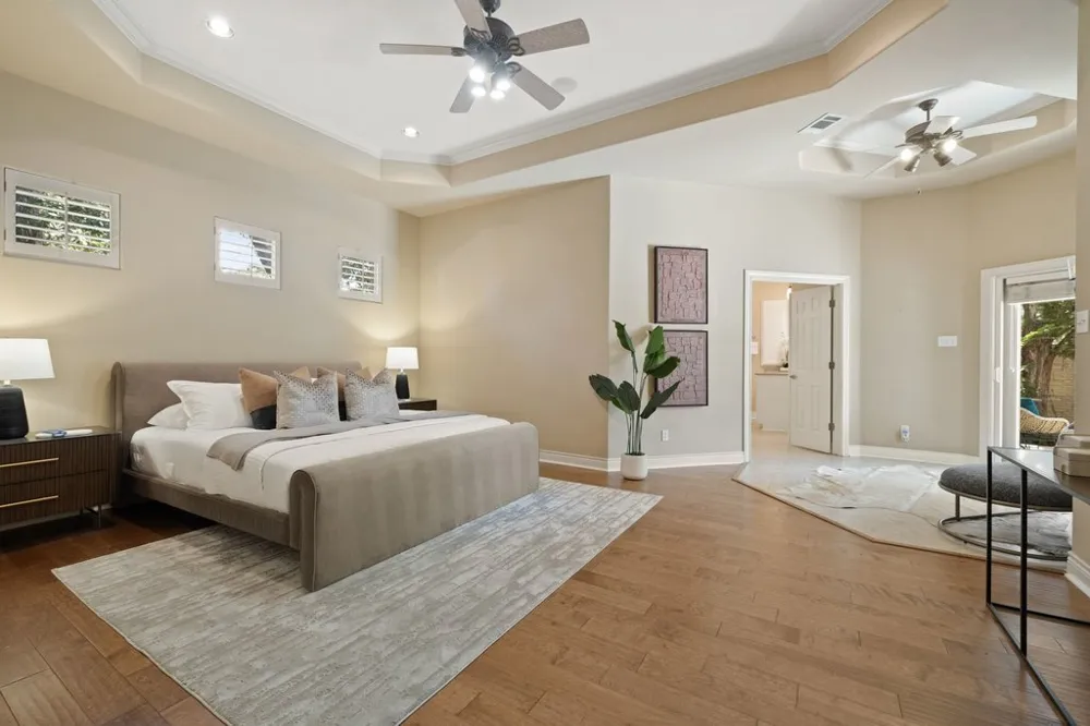 5 Tiburon Court The Hills, TX 78738