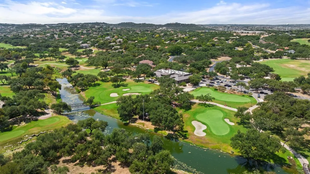 5 Tiburon Court The Hills, TX 78738