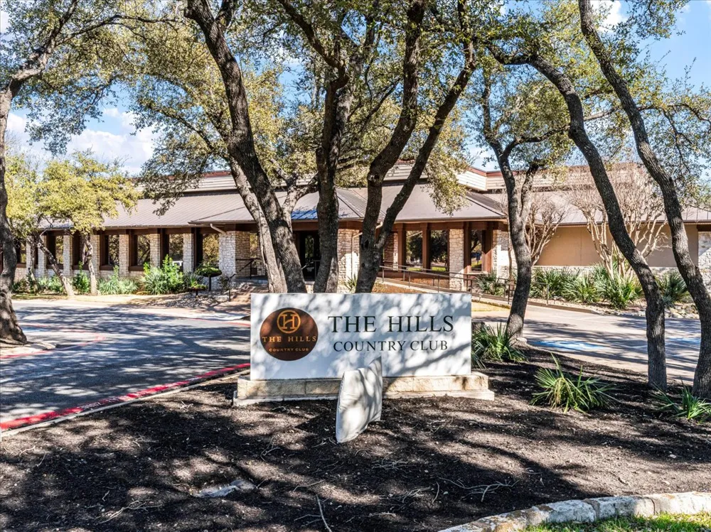 5 Tiburon Court The Hills, TX 78738