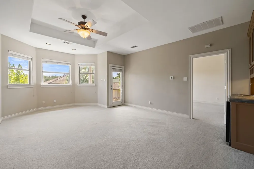 5 Tiburon Court The Hills, TX 78738