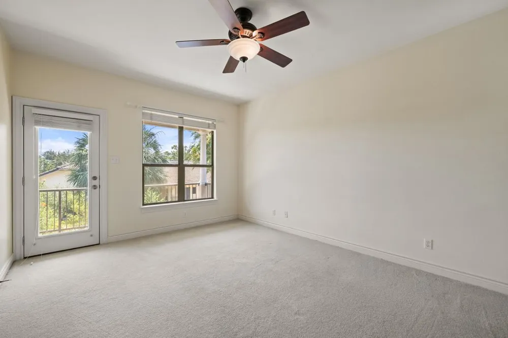 5 Tiburon Court The Hills, TX 78738