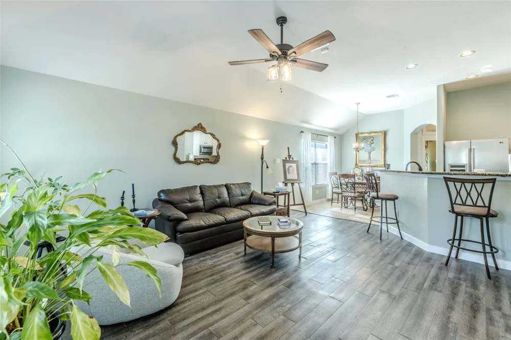 1089 Hot Spring Valley Buda, TX 78610