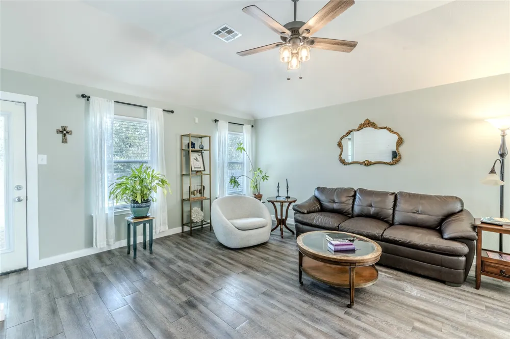 1089 Hot Spring Valley Buda, TX 78610