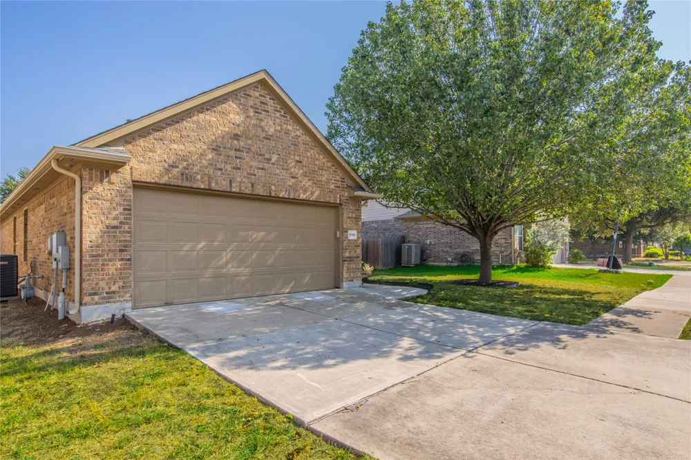 1089 Hot Spring Valley Buda, TX 78610