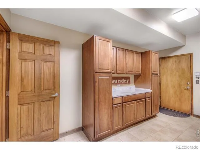 7008 Bluff Trail Morrison, CO 80465