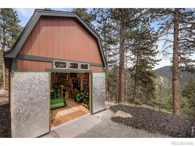 7008 Bluff Trail Morrison, CO 80465