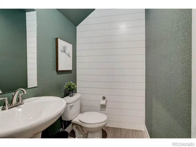 158 High Point Drive Longmont, CO 80504
