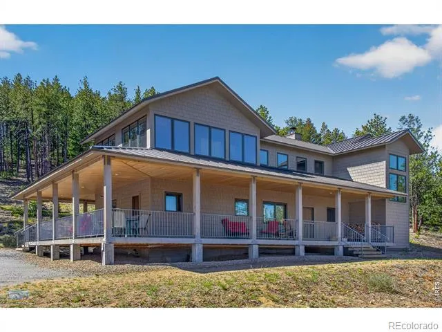 942 Spruce Drive Lyons, CO 80540