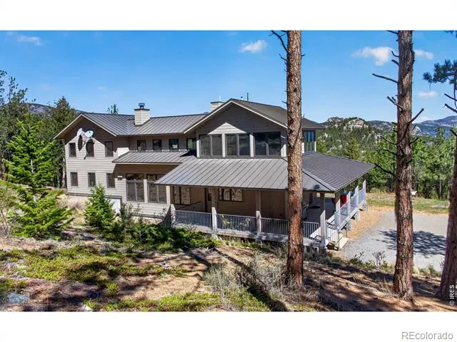 942 Spruce Drive Lyons, CO 80540