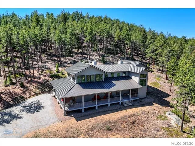 942 Spruce Drive Lyons, CO 80540