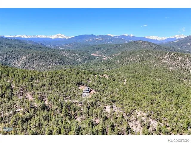 942 Spruce Drive Lyons, CO 80540