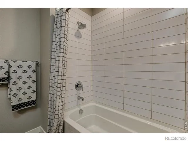 410 High Point Drive #206 Longmont, CO 80504