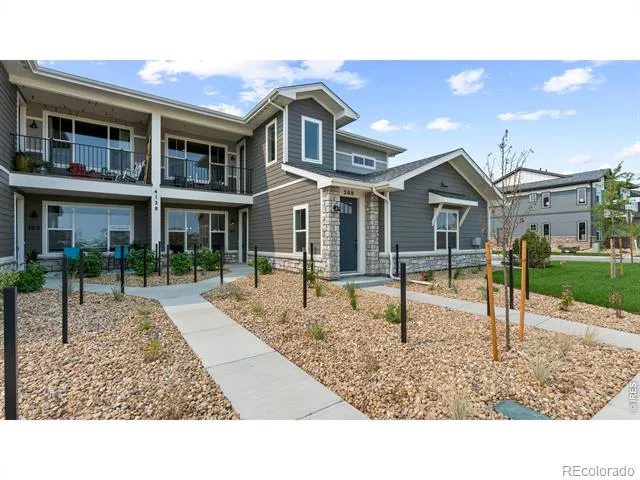 410 High Point Drive #206 Longmont, CO 80504