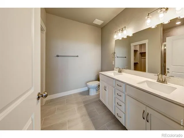 245 High Point Drive #201 Longmont, CO 80504