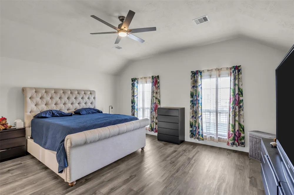 6746 Conroe Circle Manvel, TX 77578