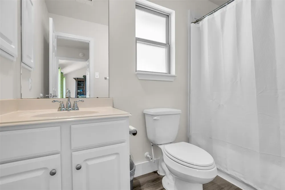 6746 Conroe Circle Manvel, TX 77578