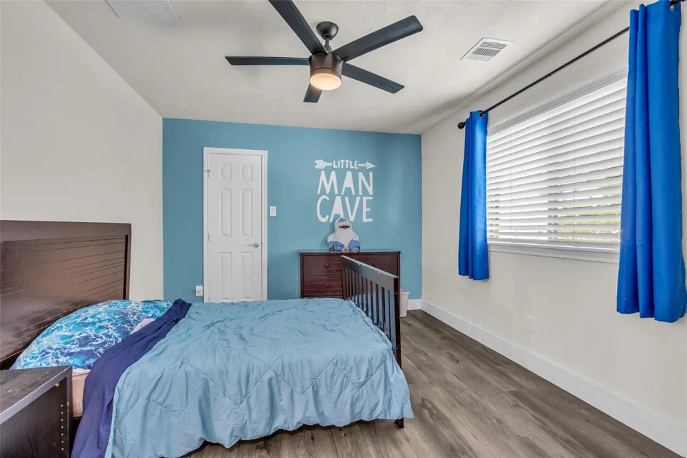 6746 Conroe Circle Manvel, TX 77578