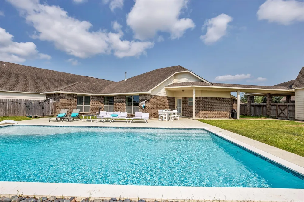 6746 Conroe Circle Manvel, TX 77578