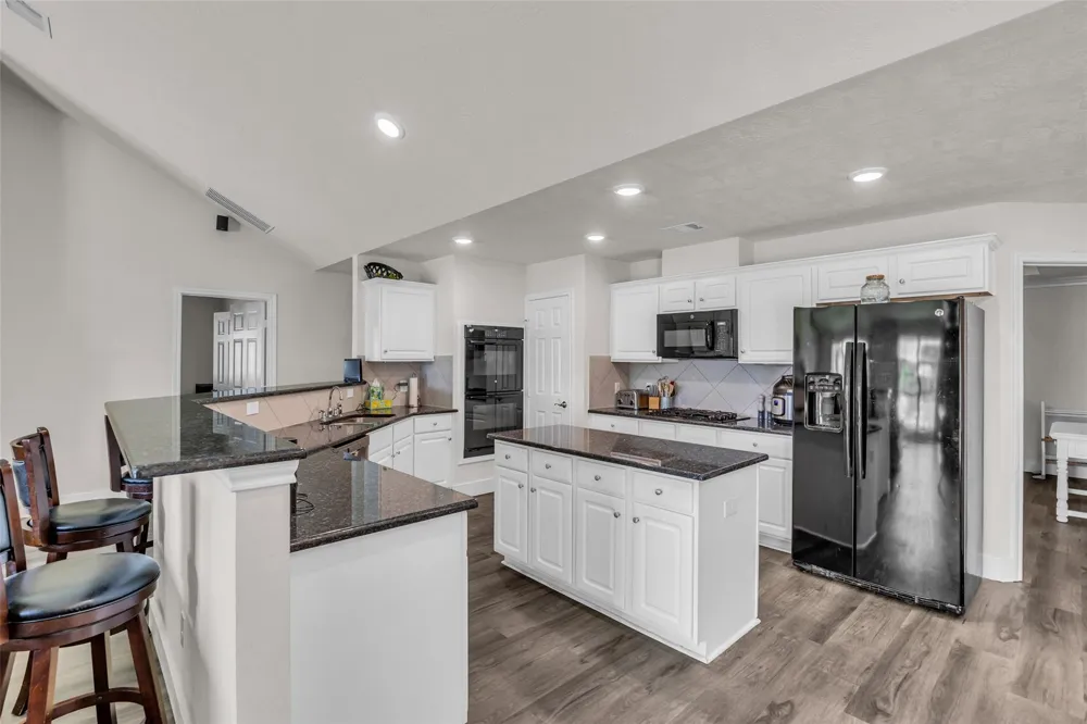 6746 Conroe Circle Manvel, TX 77578