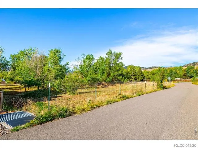 1952 Vine Avenue Boulder, CO 80304