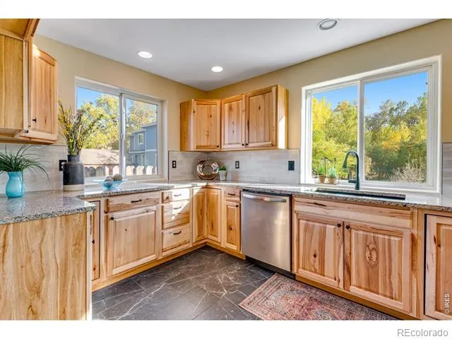 217 Park Street Lyons, CO 80540