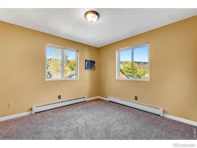 217 Park Street Lyons, CO 80540