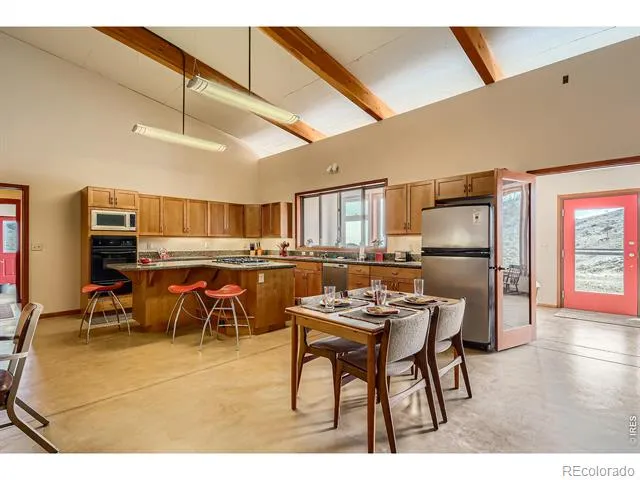 752 Willow Patch Lane Bellvue, CO 80512