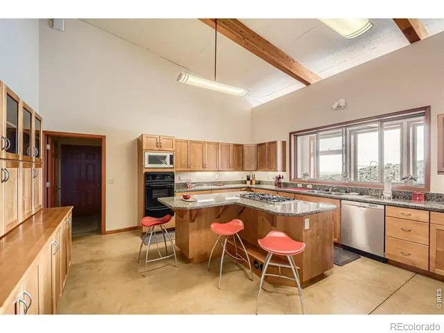 752 Willow Patch Lane Bellvue, CO 80512