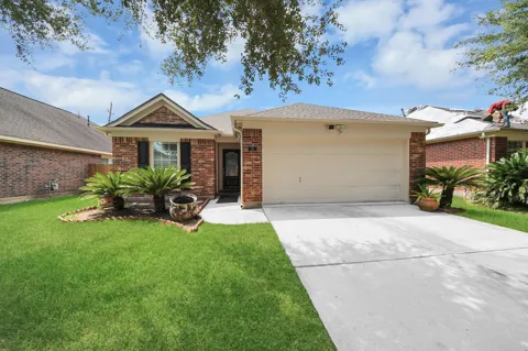 15 Palm Desert Drive