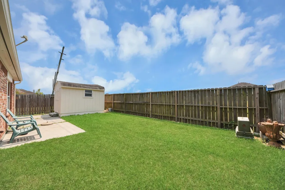 15 Palm Desert Drive Manvel, TX 77578