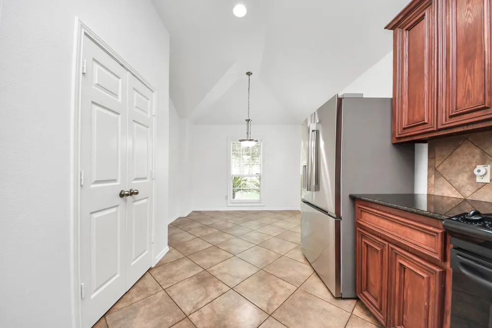 15 Palm Desert Drive Manvel, TX 77578