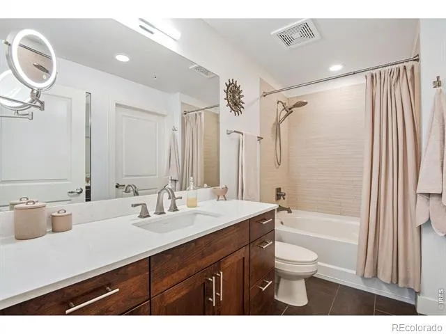 3301 Arapahoe Avenue #220 Boulder, CO 80303