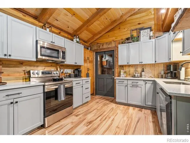 32224 Poudre Canyon Road Bellvue, CO 80512