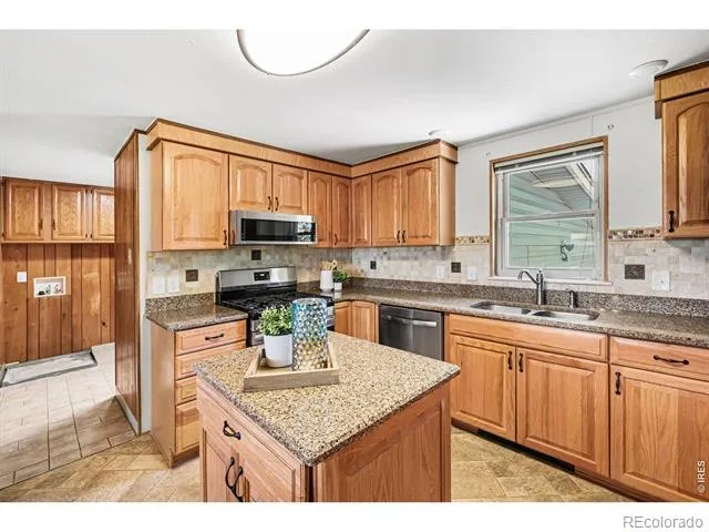7170 Lamar Avenue Fort Collins, CO 80524