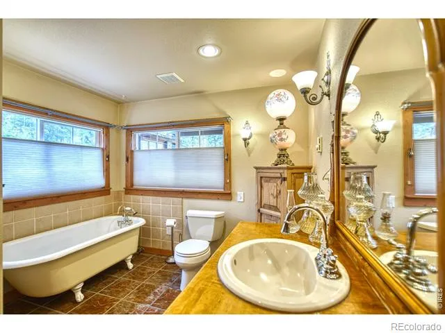 57 Falls Creek Drive Bellvue, CO 80512
