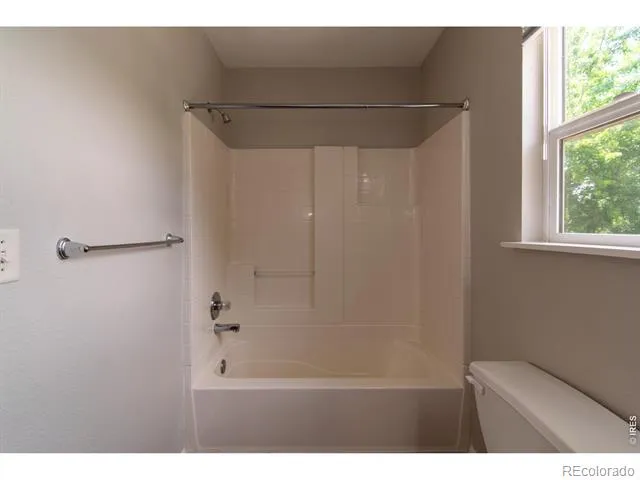 3326 Warren Farm Drive Fort Collins, CO 80526