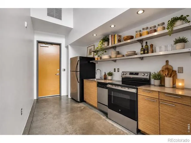 3457 Ringsby Court #327 Denver, CO 80216