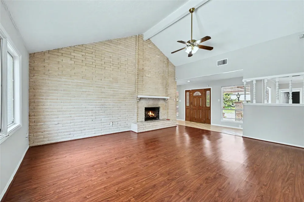 3415 W Creek Club Drive Missouri City, TX 77459