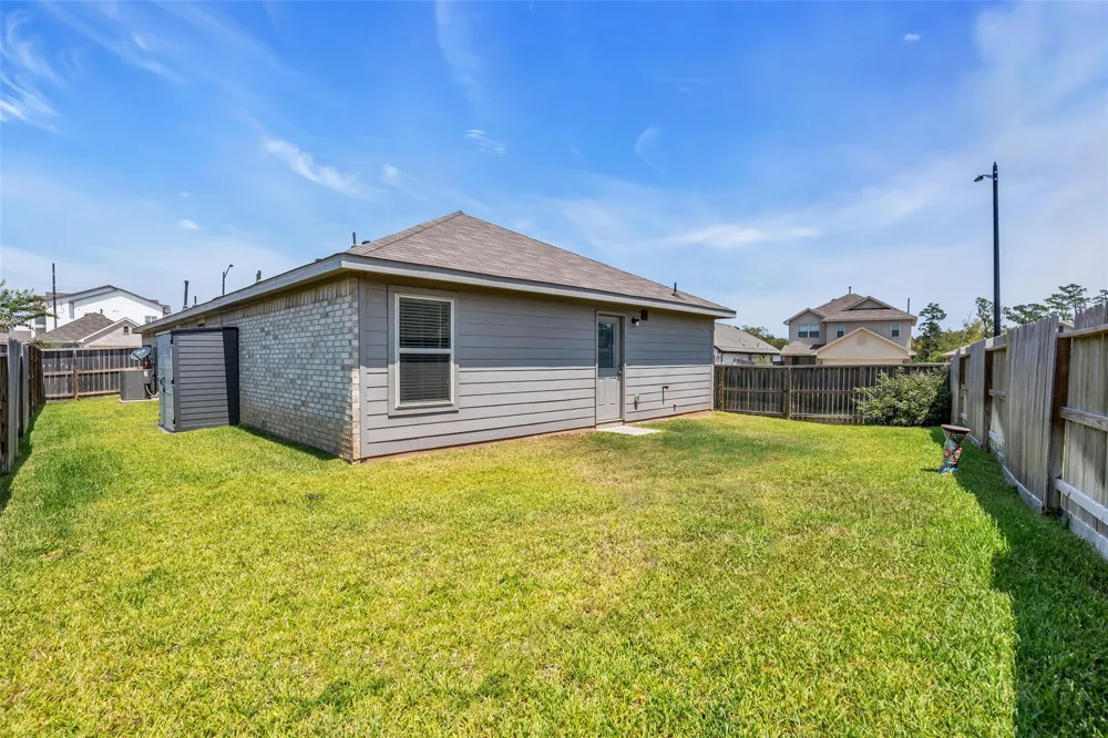 207 River Grove Court Willis, TX 77378