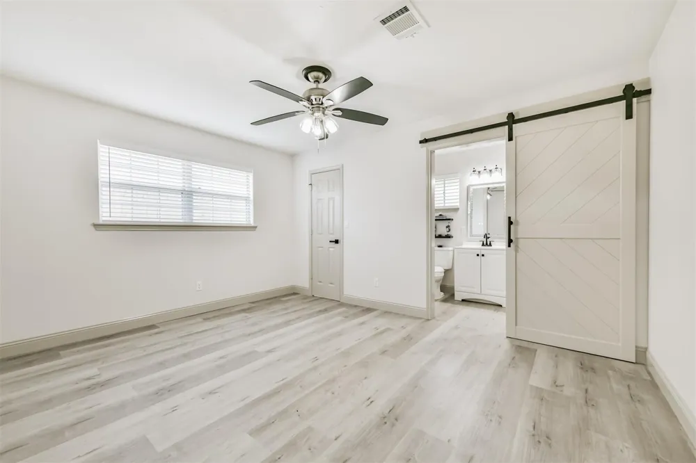 2005 Cheryl Drive Pearland, TX 77581