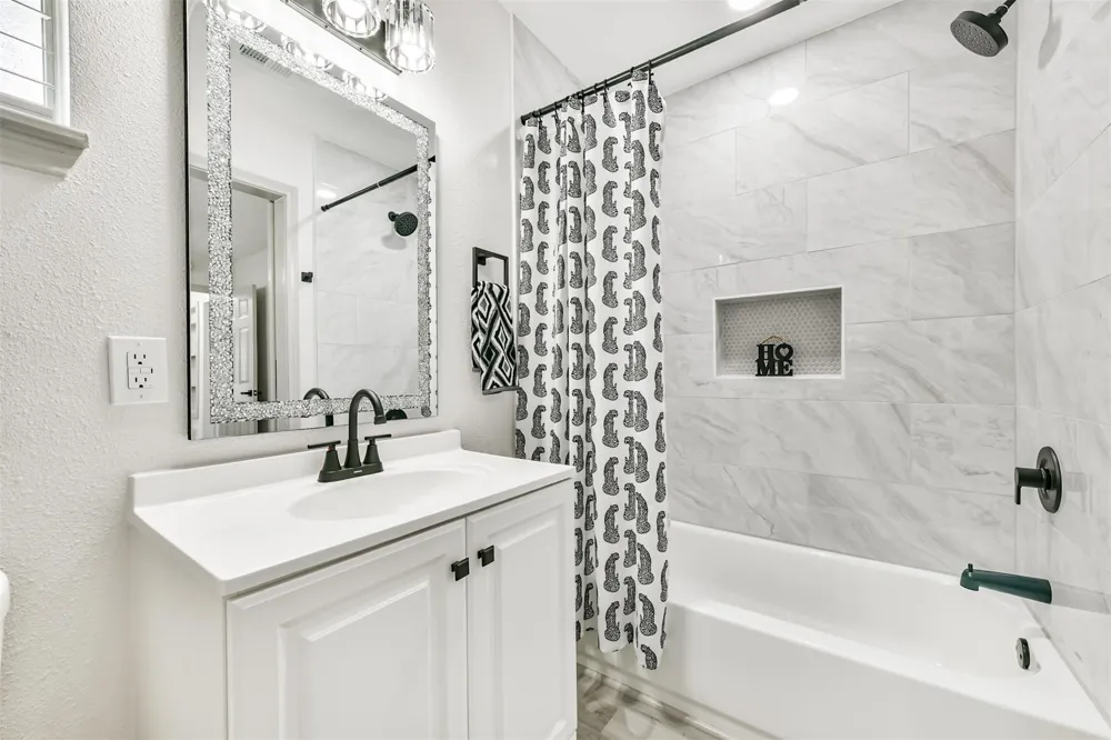 2005 Cheryl Drive Pearland, TX 77581