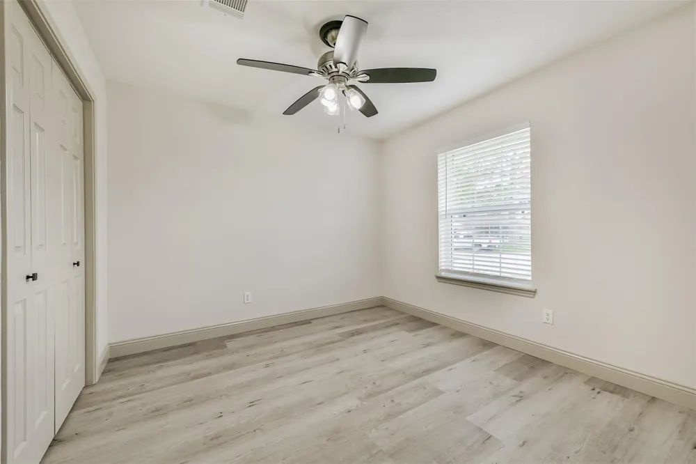 2005 Cheryl Drive Pearland, TX 77581